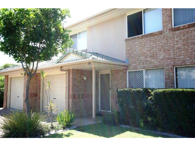 38/27 Camille Cres, Wynnum West QLD 4178