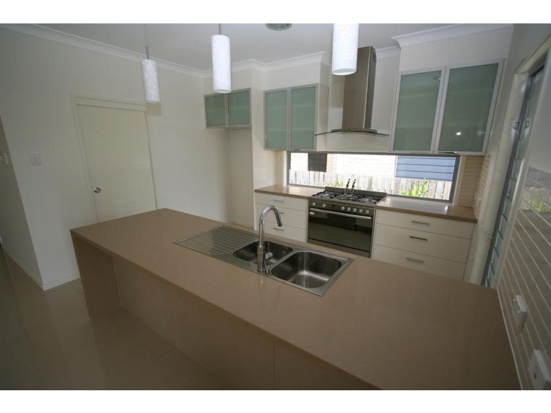 6 Boswell Tce, Wynnum QLD 4178