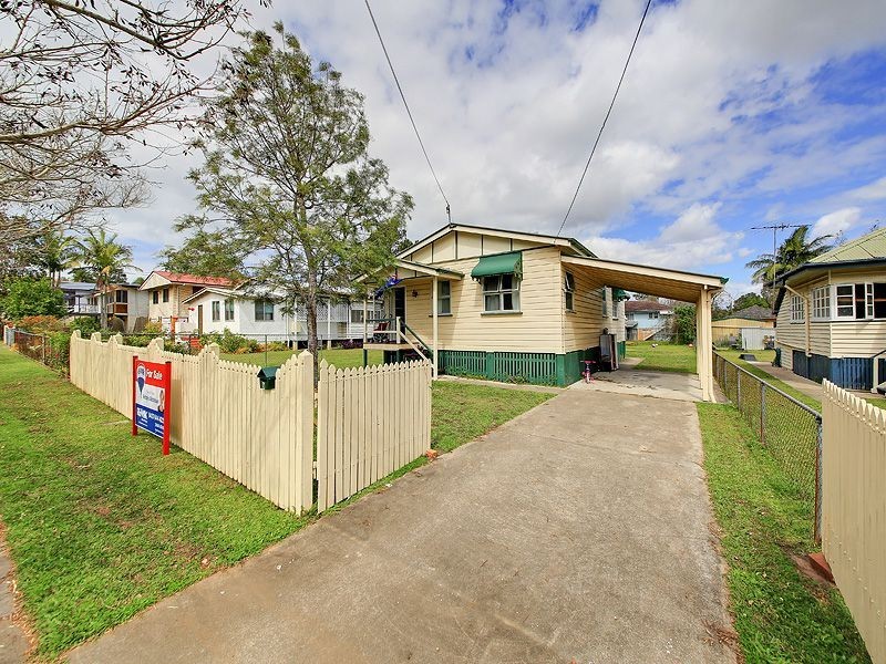 7 Rodney Street, Wynnum West QLD 4178