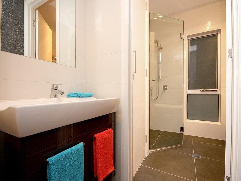 68 Kingsley  Tce, Wynnum QLD 4178