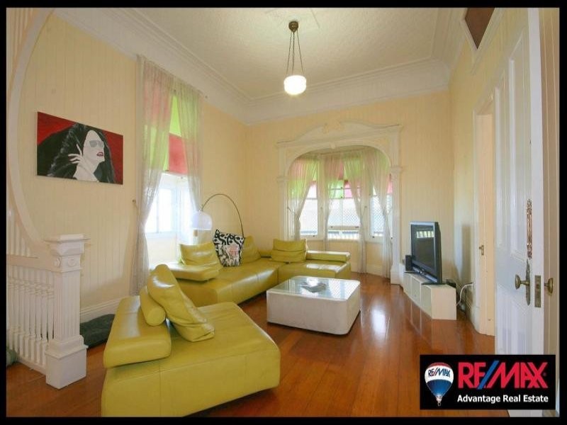 11 Lahey Cl, Wynnum QLD 4178