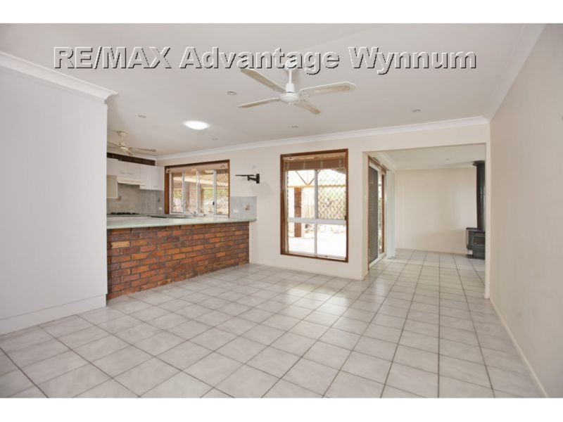 9 Wallen Place, Wynnum West QLD 4178