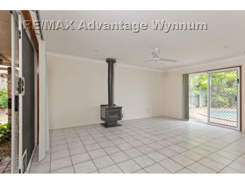 9 Wallen Place, Wynnum West QLD 4178