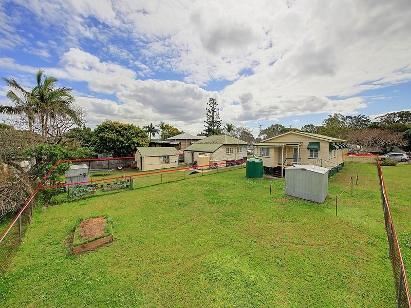 9 Rodney Street, Wynnum West QLD 4178