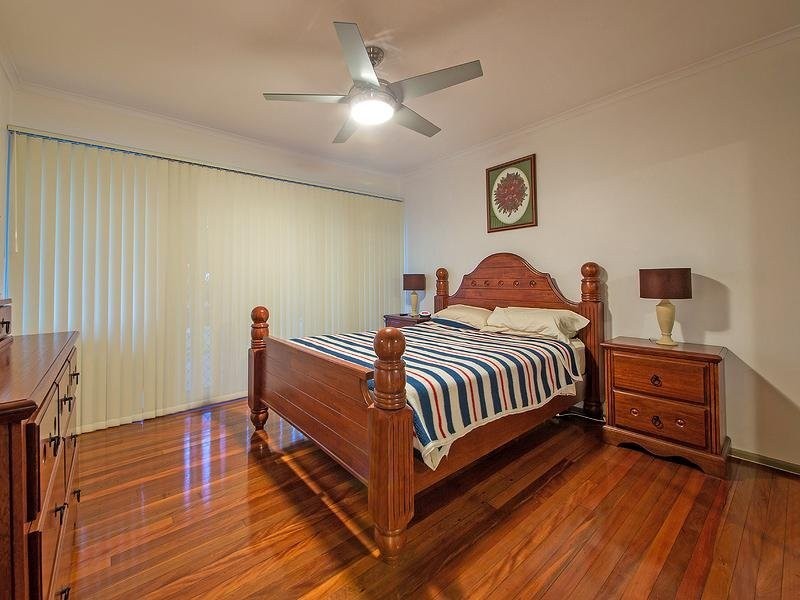 240 Randall Rd, Wynnum West QLD 4178
