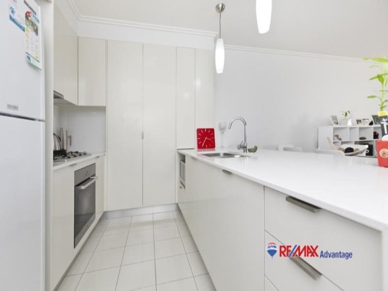 6/52 Yamboyna St, Manly QLD 4179