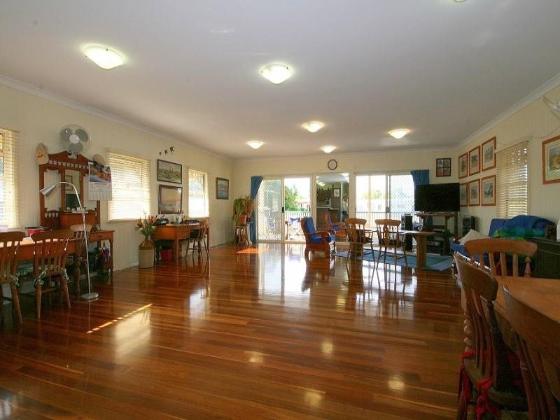 22 Edith St, Wynnum QLD 4178