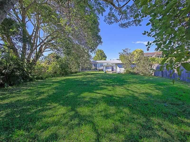 67 Major St, Manly West QLD 4179