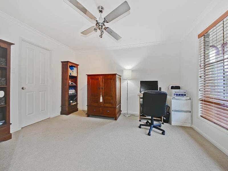 41 Brookside Pl, Lota QLD 4179