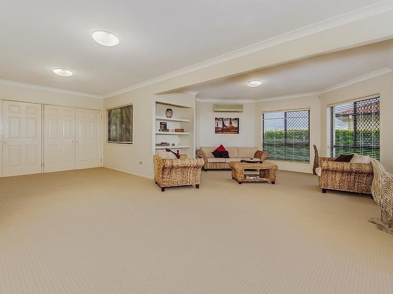 31 Saunders  Pl, Wynnum QLD 4178