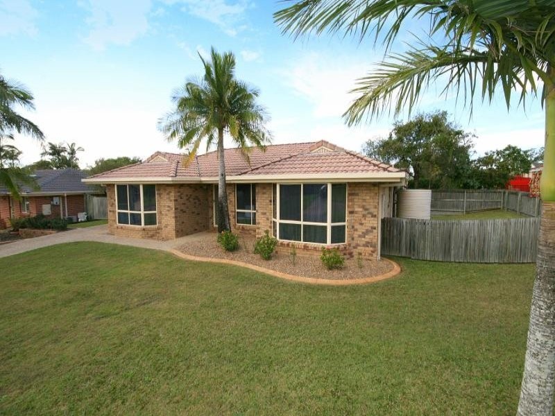 83 Schooner Cct, Manly West QLD 4179