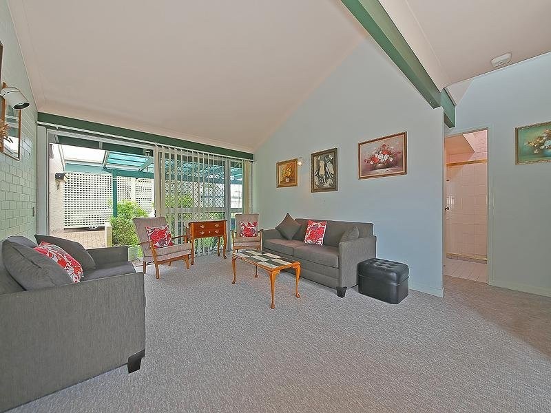 12/10 Preston Rd, Manly West QLD 4179