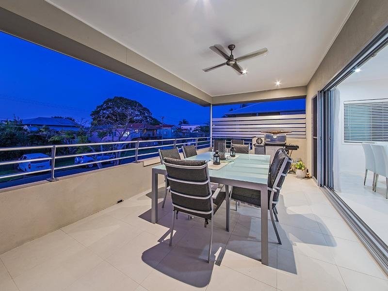24 Orallo St, Lota QLD 4179