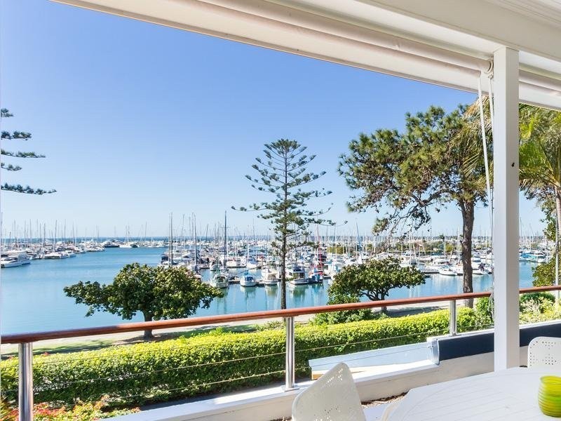 493 Royal Esplanade -, Manly QLD 4179
