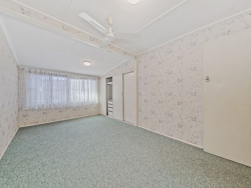 15 Brockworth St, Wynnum West QLD 4178