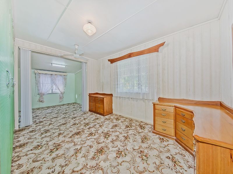 15 Brockworth St, Wynnum West QLD 4178