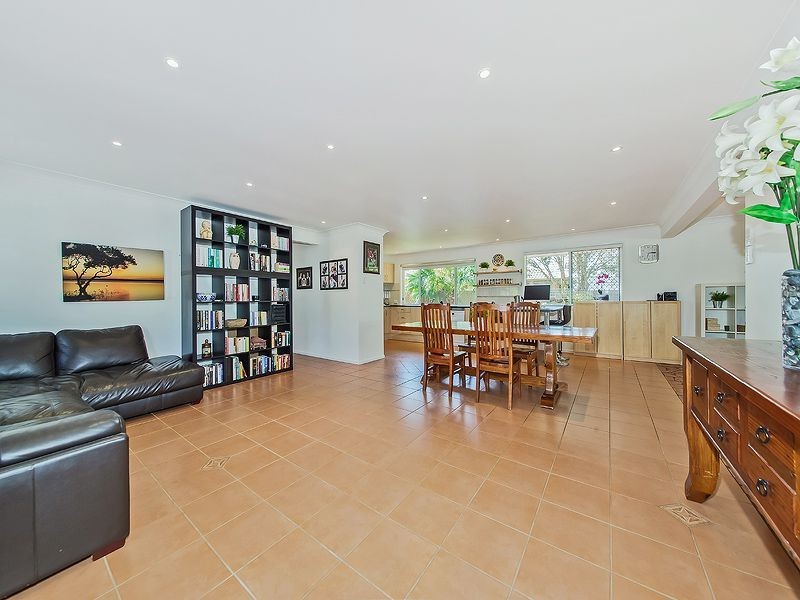 56 Lawn Terrace, Capalaba QLD 4157