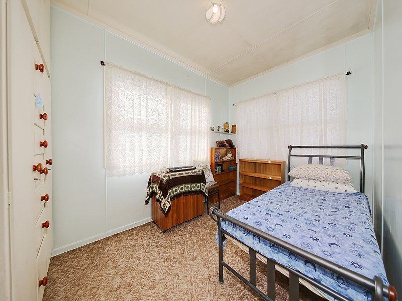 18 Tulkara Street, Manly West QLD 4179