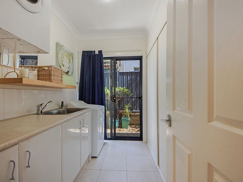 92 Central Street, Labrador QLD 4215