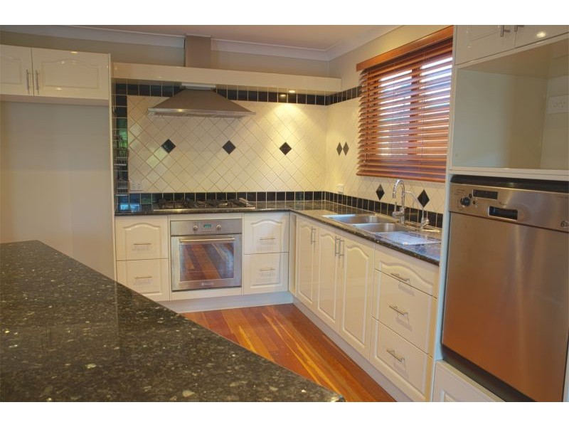 89 Ellen Street, Oxley QLD 4075