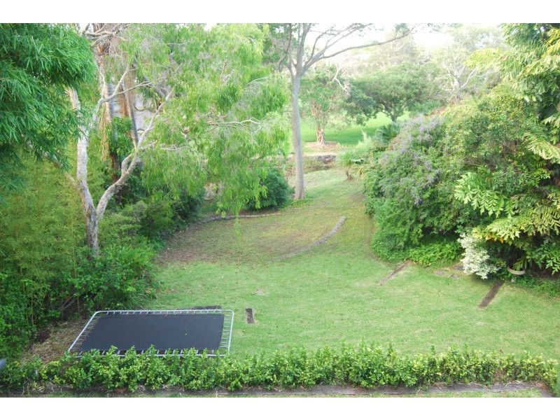 18 Bay Terrace, Wynnum QLD 4178