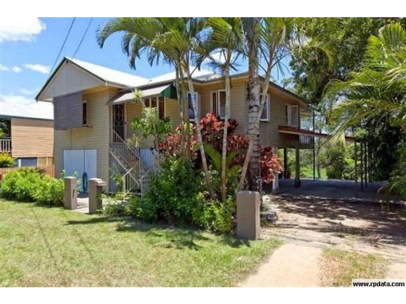 18 Bay Terrace, Wynnum QLD 4178