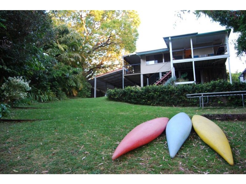 18 Bay Terrace, Wynnum QLD 4178