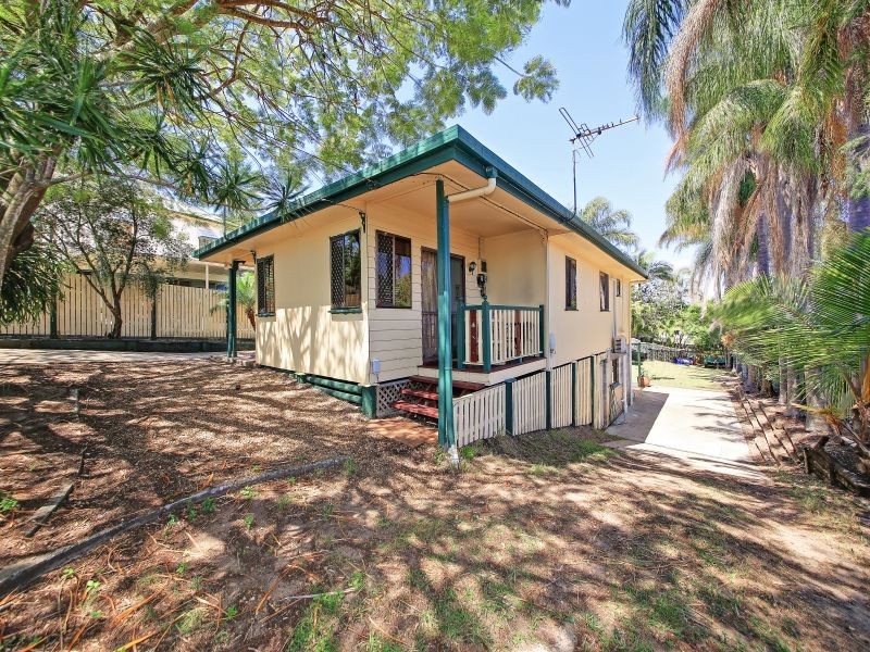 126 Sibley Road, Wynnum West QLD 4178
