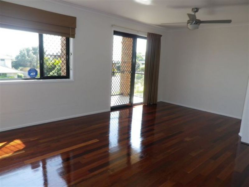 52 Constellation Way, Wynnum QLD 4178