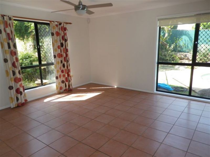 52 Constellation Way, Wynnum QLD 4178