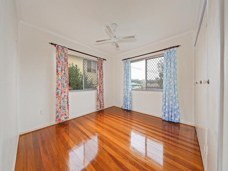 12 Meron Street, Wynnum West QLD 4178