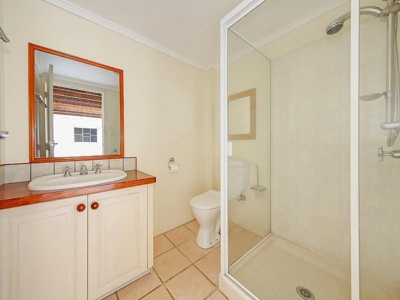 12 Meron Street, Wynnum West QLD 4178
