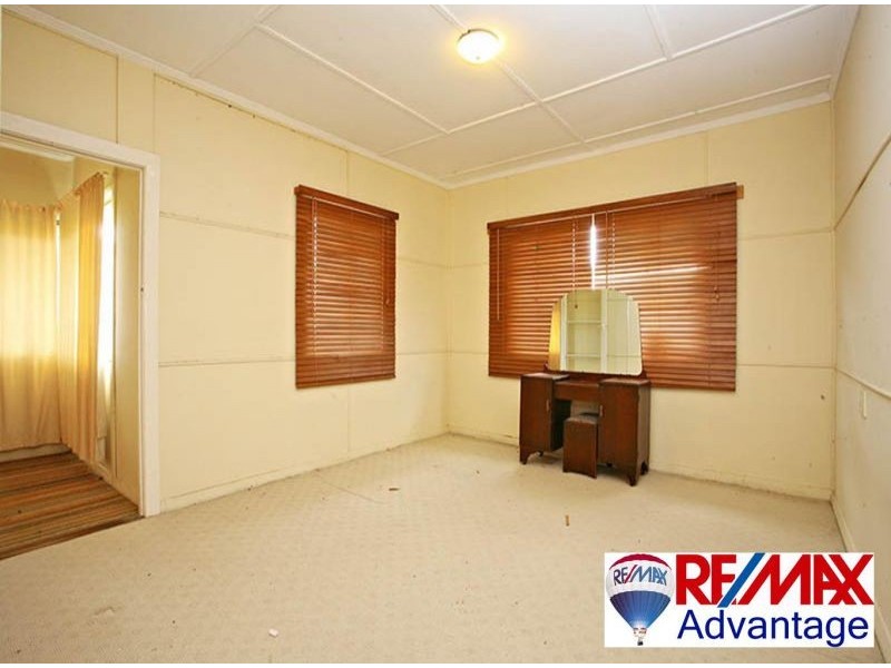 294 Chatsworth Rd, Coorparoo QLD 4151