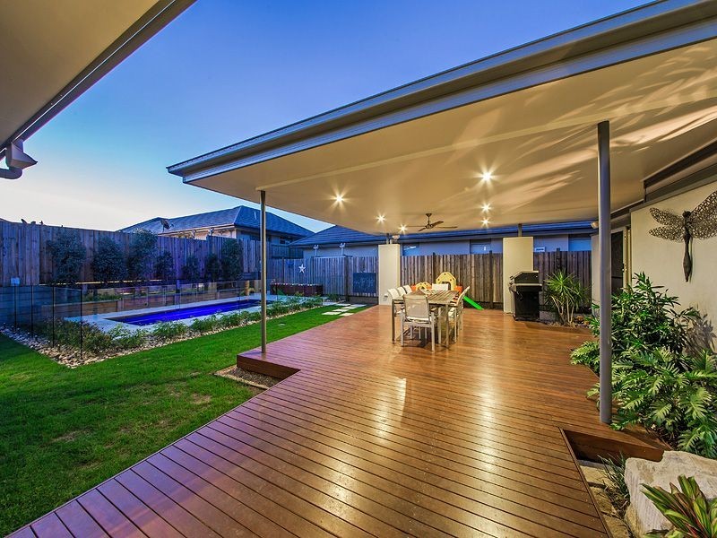 24 Esk Cr, Wakerley QLD 4154