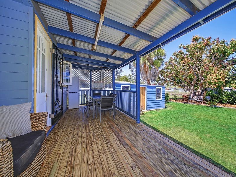 162 Blackwood Rd, Manly West QLD 4179