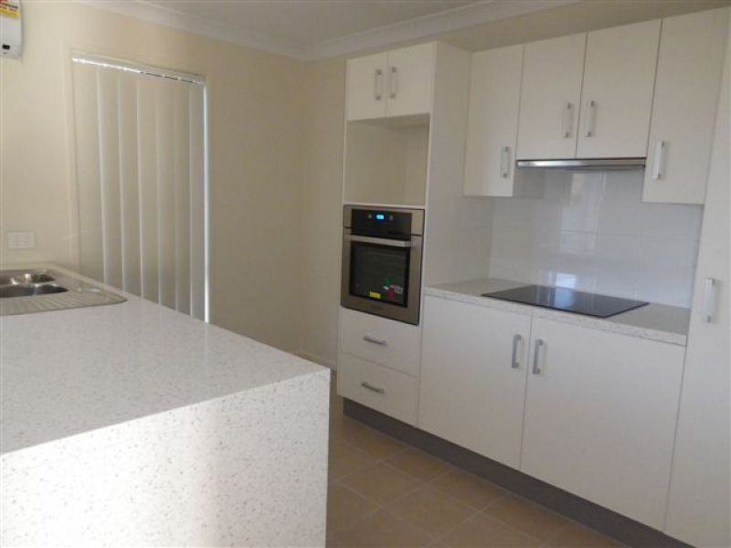 31 Kitchener Street, Wynnum QLD 4178