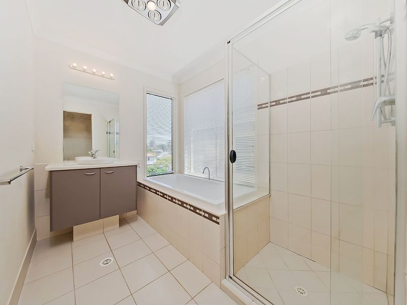 48 Foch Street, Wynnum West QLD 4178