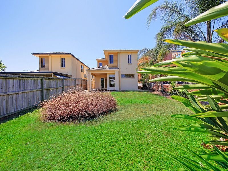 48 Foch Street, Wynnum West QLD 4178