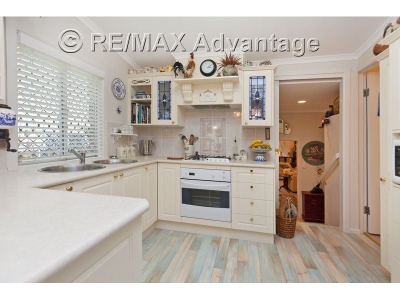 20 Earl Parade, Manly QLD 4179