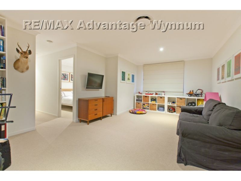 56 Macdonald St, Lota QLD 4179