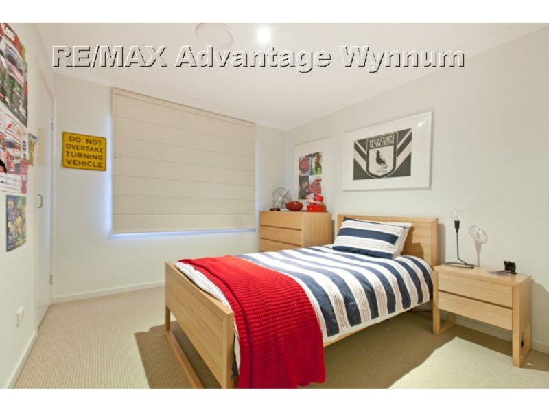 56 Macdonald St, Lota QLD 4179