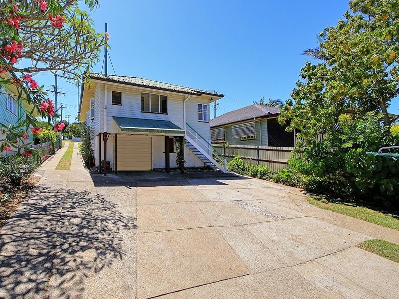50 Roseneath Parade, Wynnum West QLD 4178