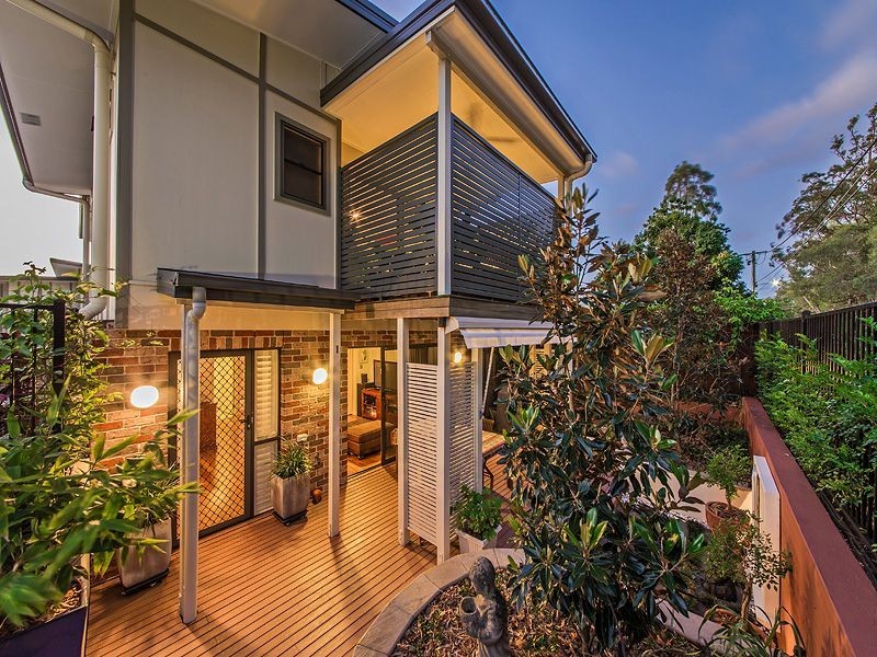 1/51-55 Daniells, Carina QLD 4152