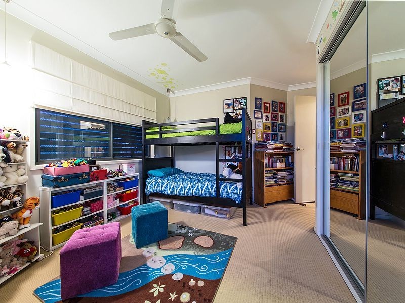 1/51-55 Daniells, Carina QLD 4152