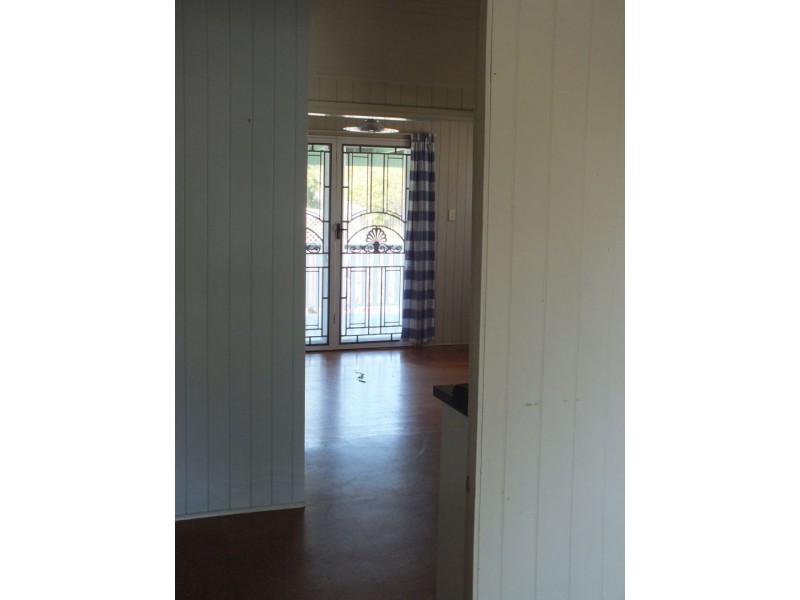 110 West Avenue, Wynnum QLD 4178