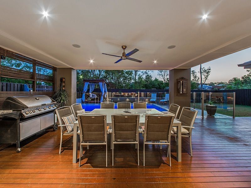 24 Paperbark Place, Wakerley QLD 4154