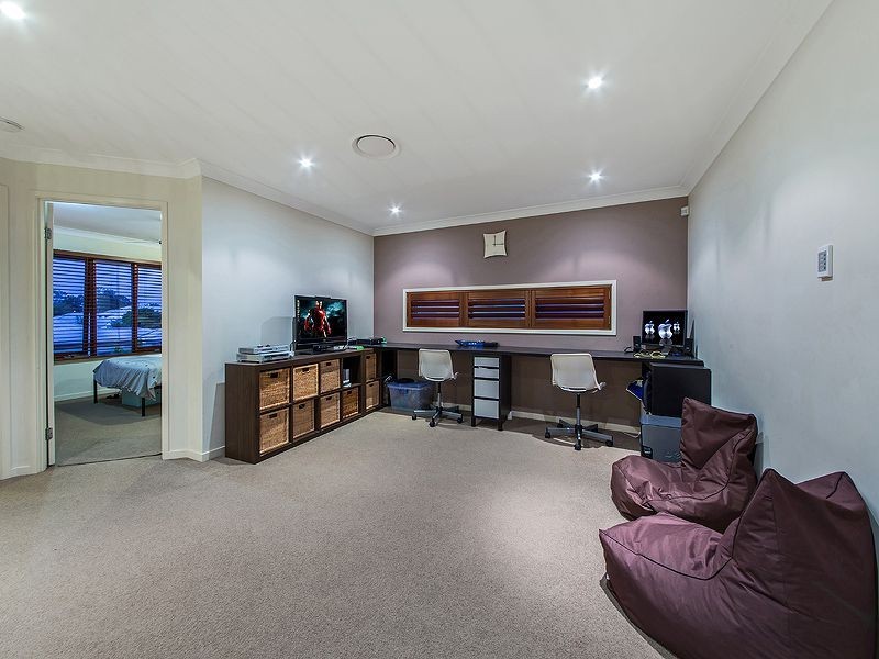 24 Paperbark Place, Wakerley QLD 4154