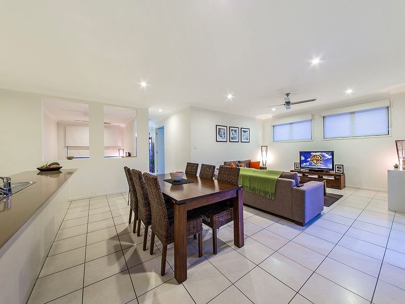 58 Higgs Cct, Wynnum West QLD 4178