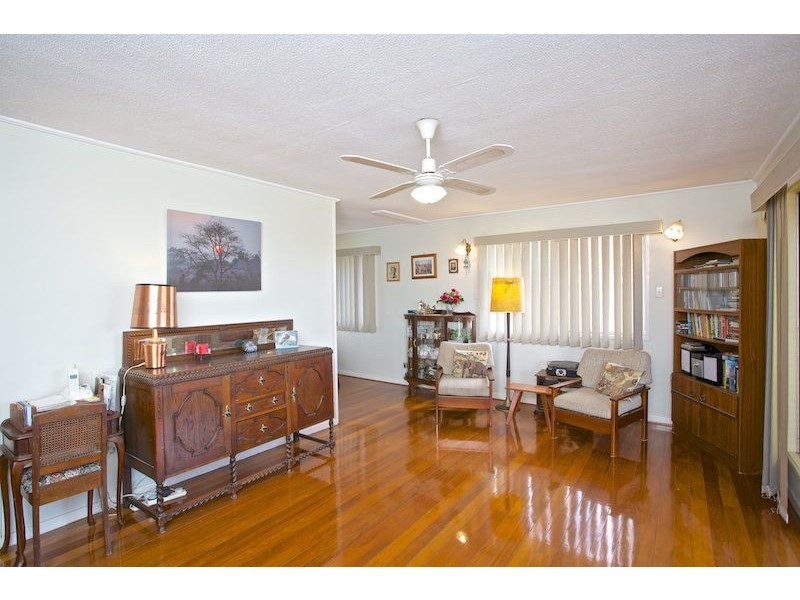 21 Natasha St, Wynnum West QLD 4178