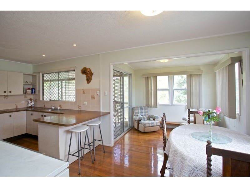 21 Natasha St, Wynnum West QLD 4178
